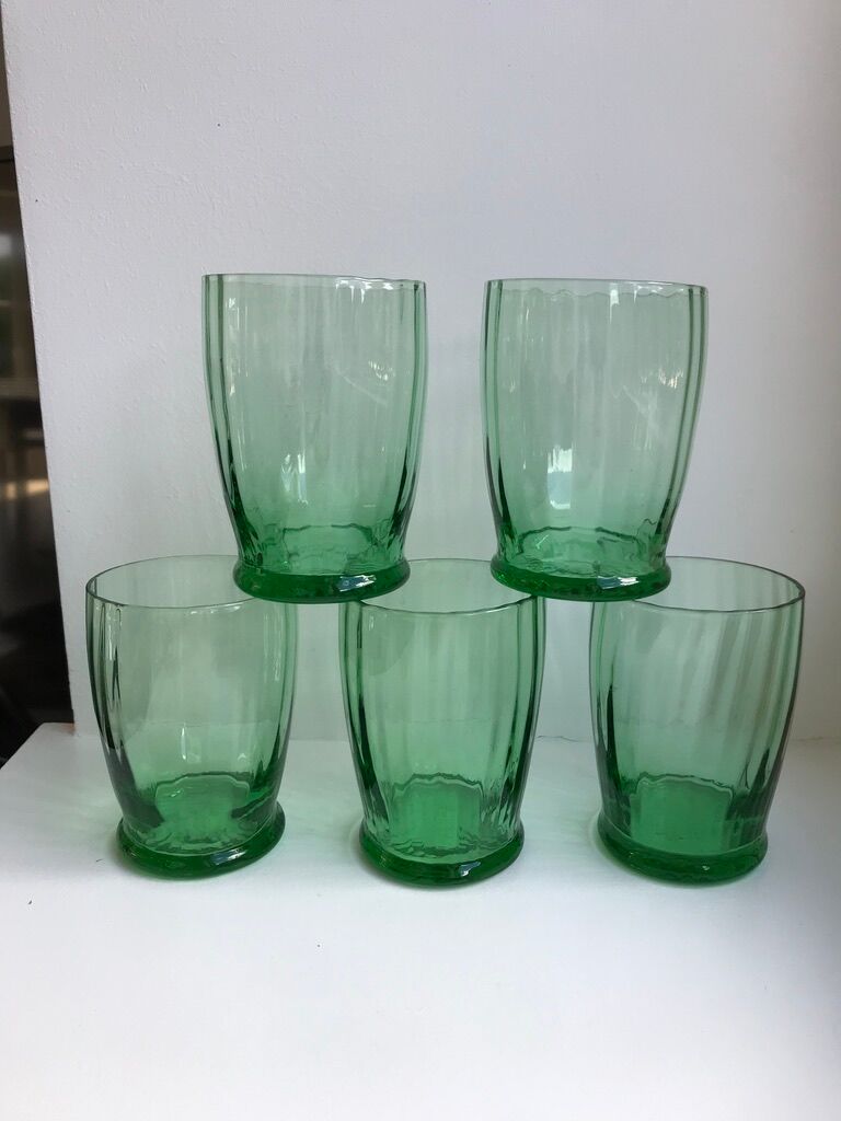 Set of 5 green art deco water glasses 30s-40s