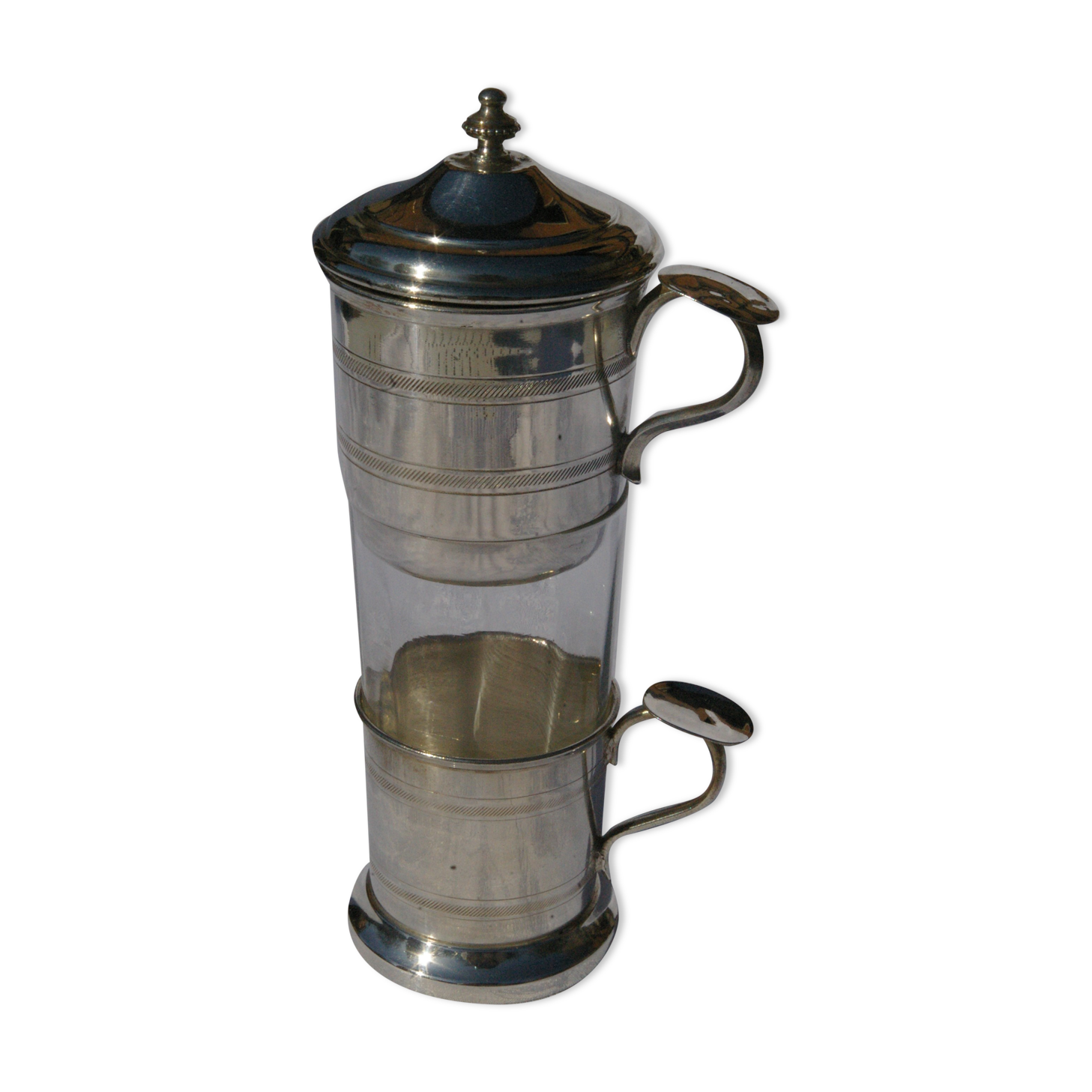 Tisher cup in silver metal and glass