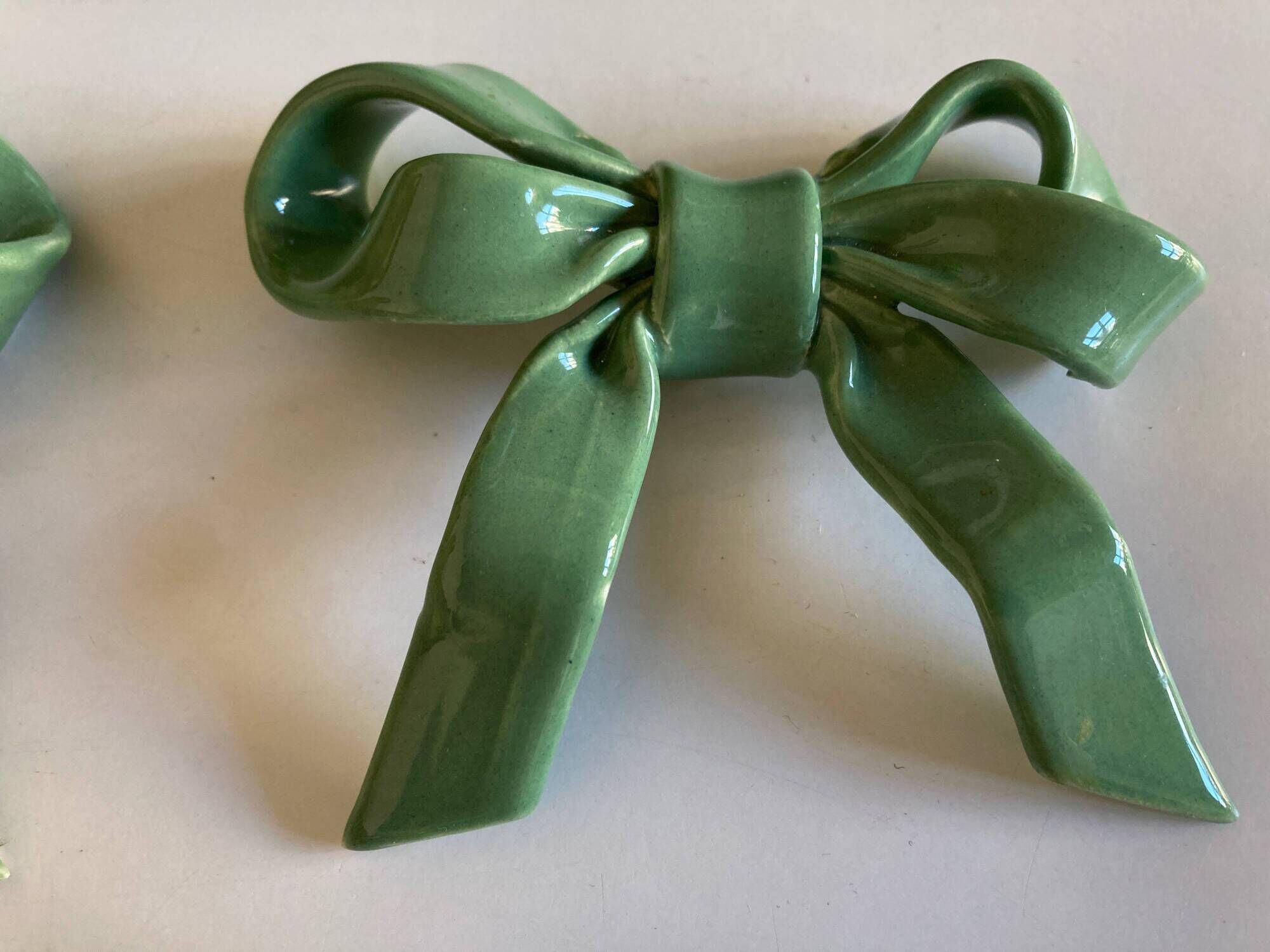 Set of 6 ribbon knife holders in green glazed earthenware 1980