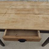 Table or desk with a wooden drawer – Completely revamped