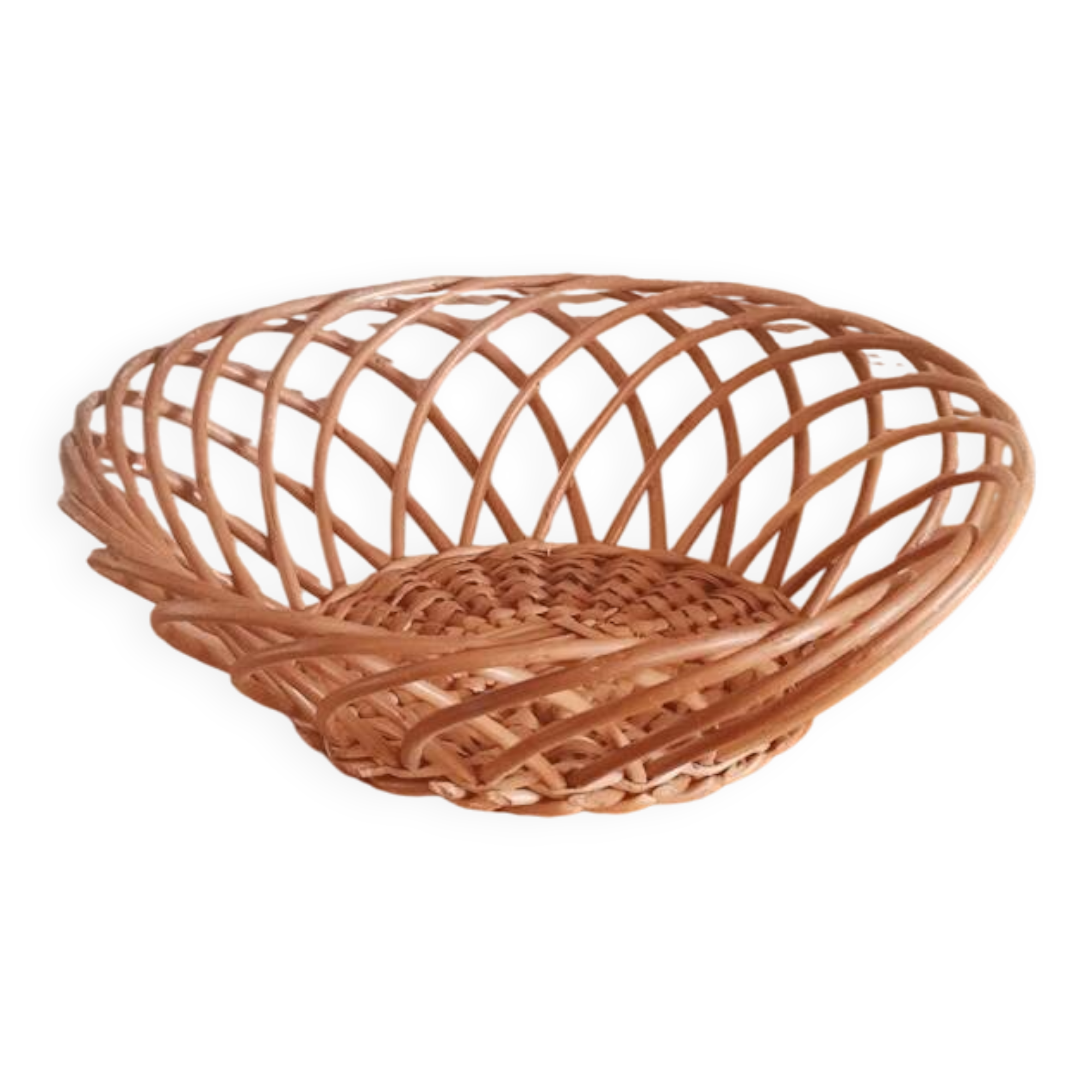 Vintage woven wicker round basket for fruits or bread.
