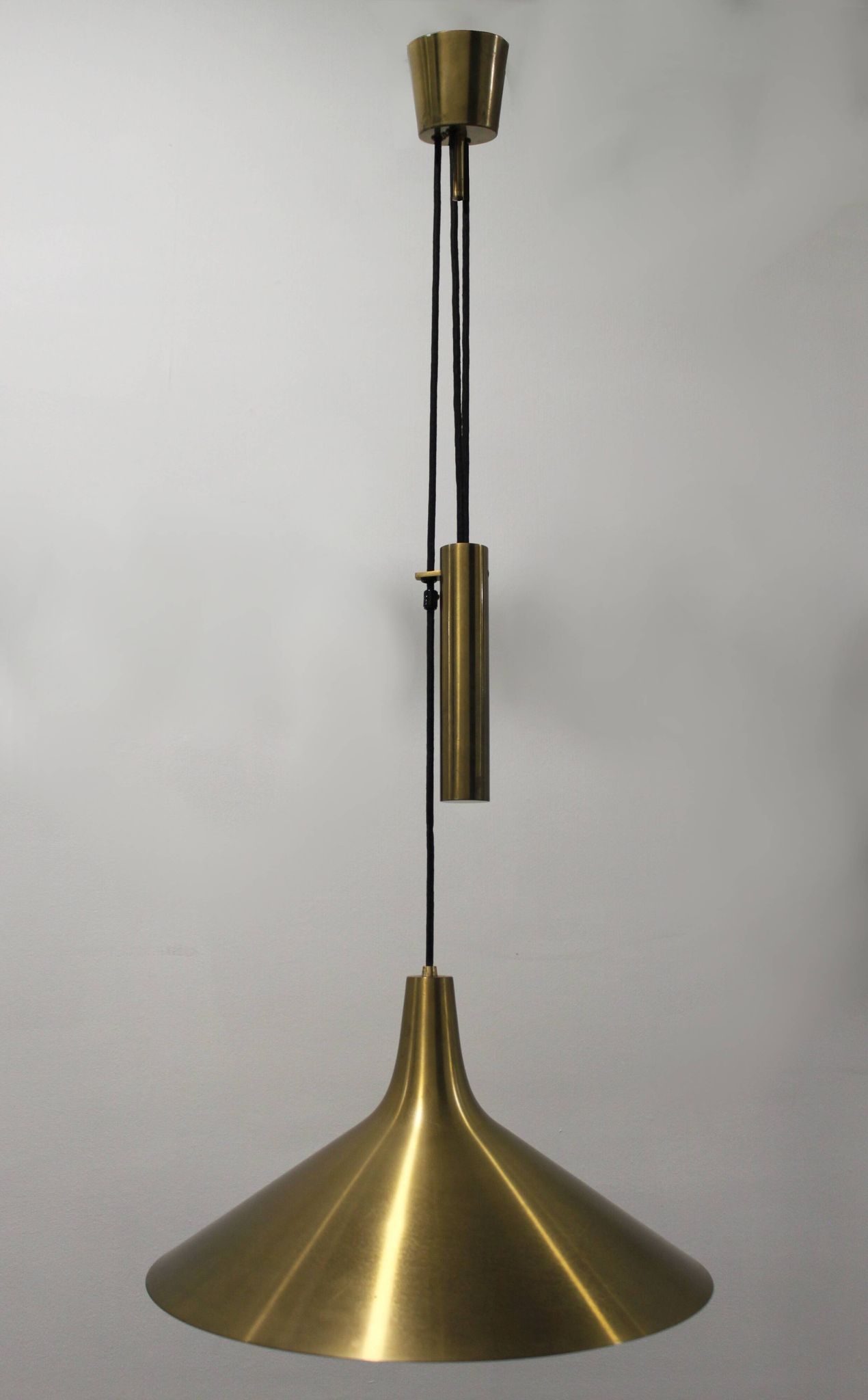 Suspension à contrepoids « Fujiyama » par Th. Valentiner, Copenhague, Danem