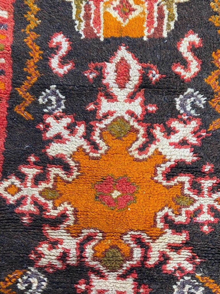 Vintage Moroccan tribal carpet 110x70 cm
