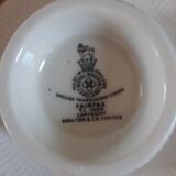 5 cups with 5 saucers Royal doulton