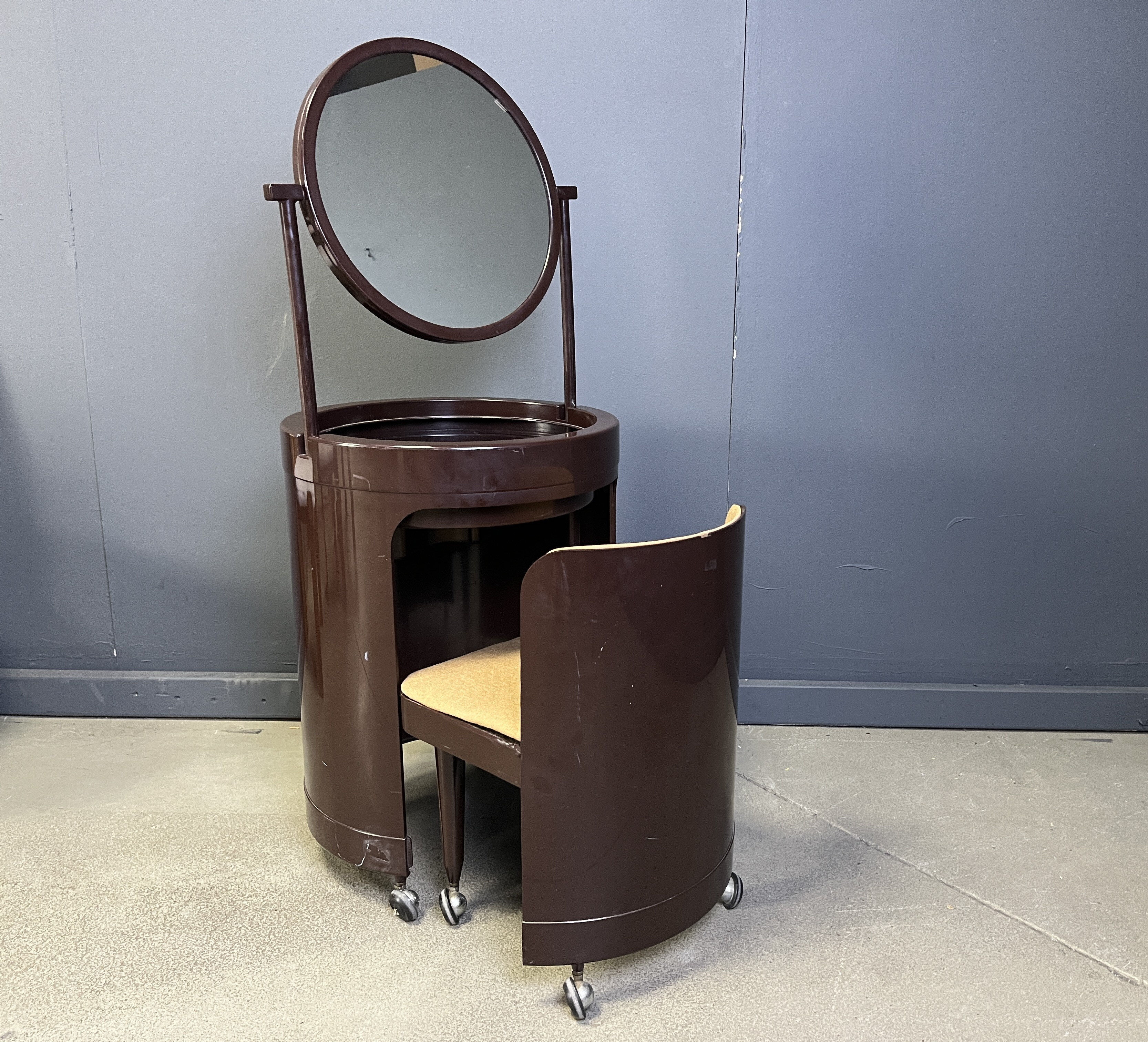 Silvi vanity table on wheels and chair from Studio Kastilia, 1970s, set of 2