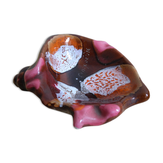 Vintage ceramic shell ashtray empty pockets
