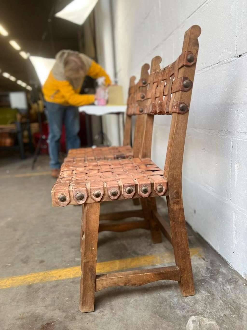 Set of 2 vintage spanish brutalist navarro argudo chairs | Selency