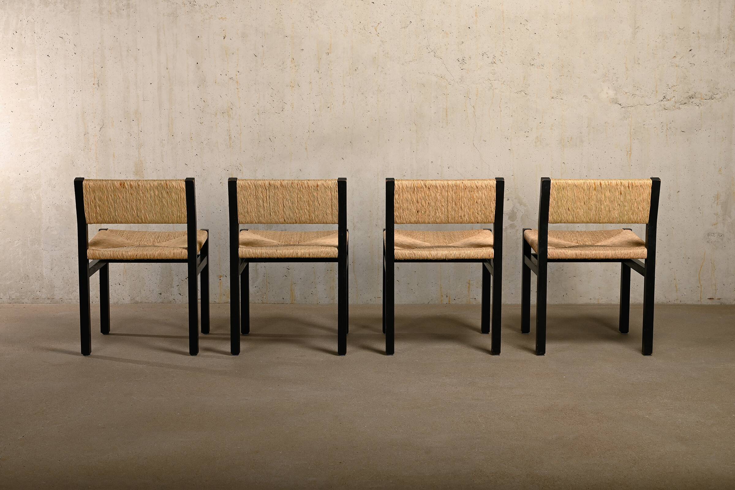 Martin Visser SE82 Chairs in Black Wood and hand woven Rush Seats for Spectrum