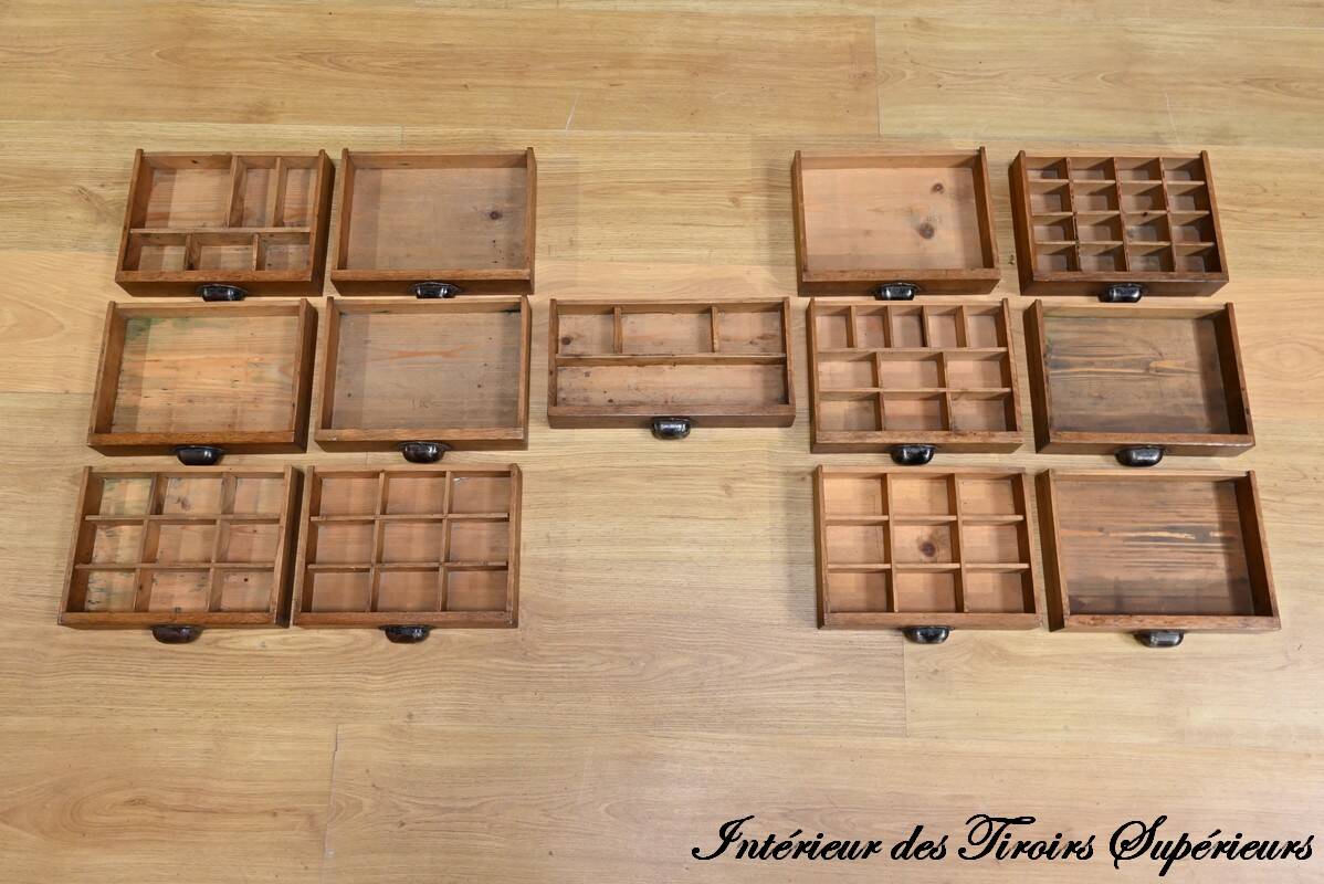 Oak apothecary counter – 1920