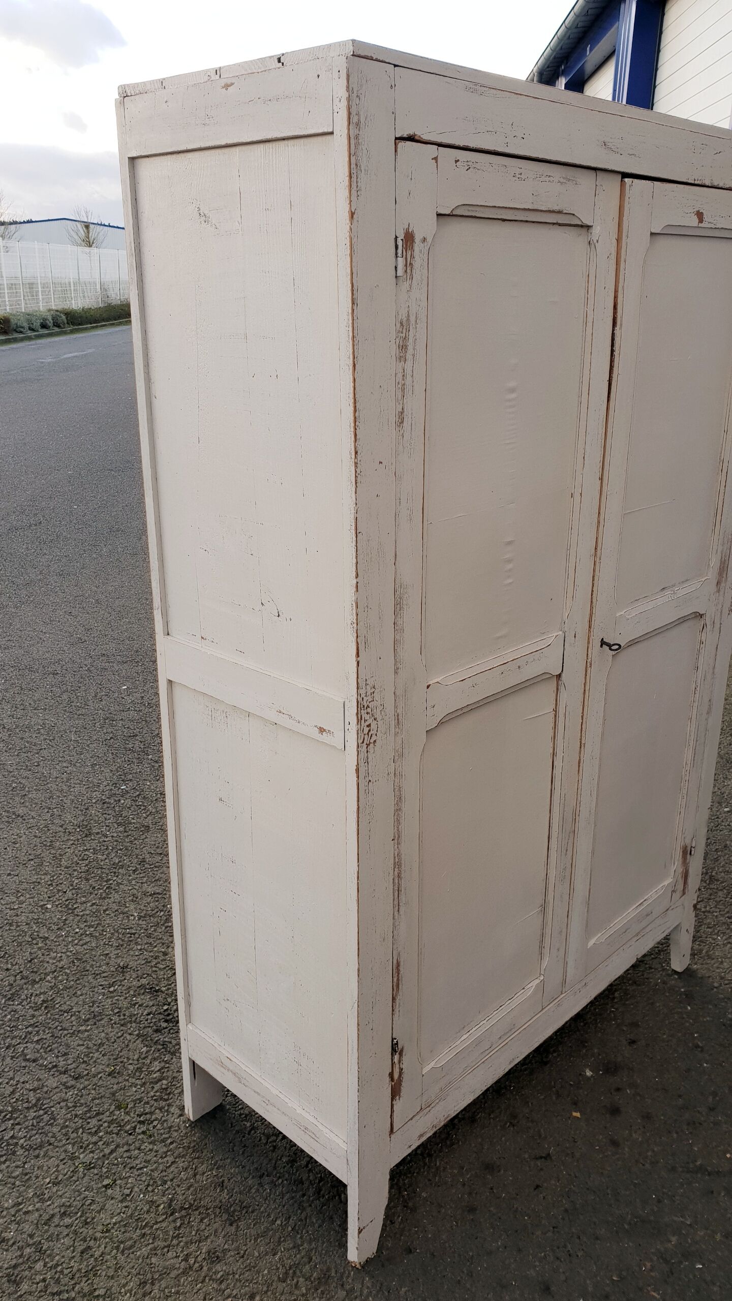 Vintage 60s wardrobe