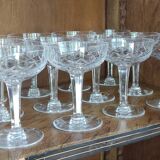 Série de 36 verres coupes cristal taillé/cristallerie de Lorraine