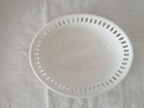 Panier et plateau en faïence Wedgwood