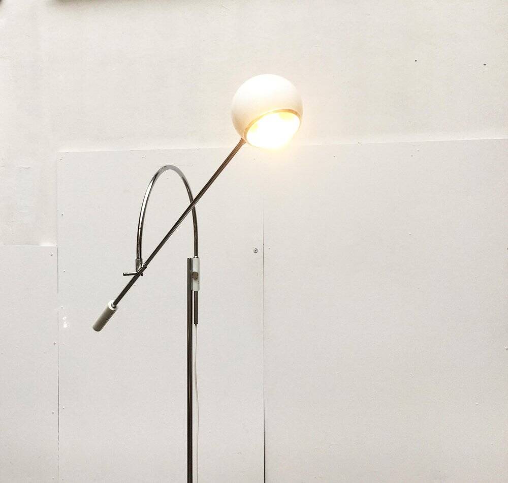 Floor lamp model Orbiter from the mid-century space age by Robert Sonneman for Luci Italia, 1960s.