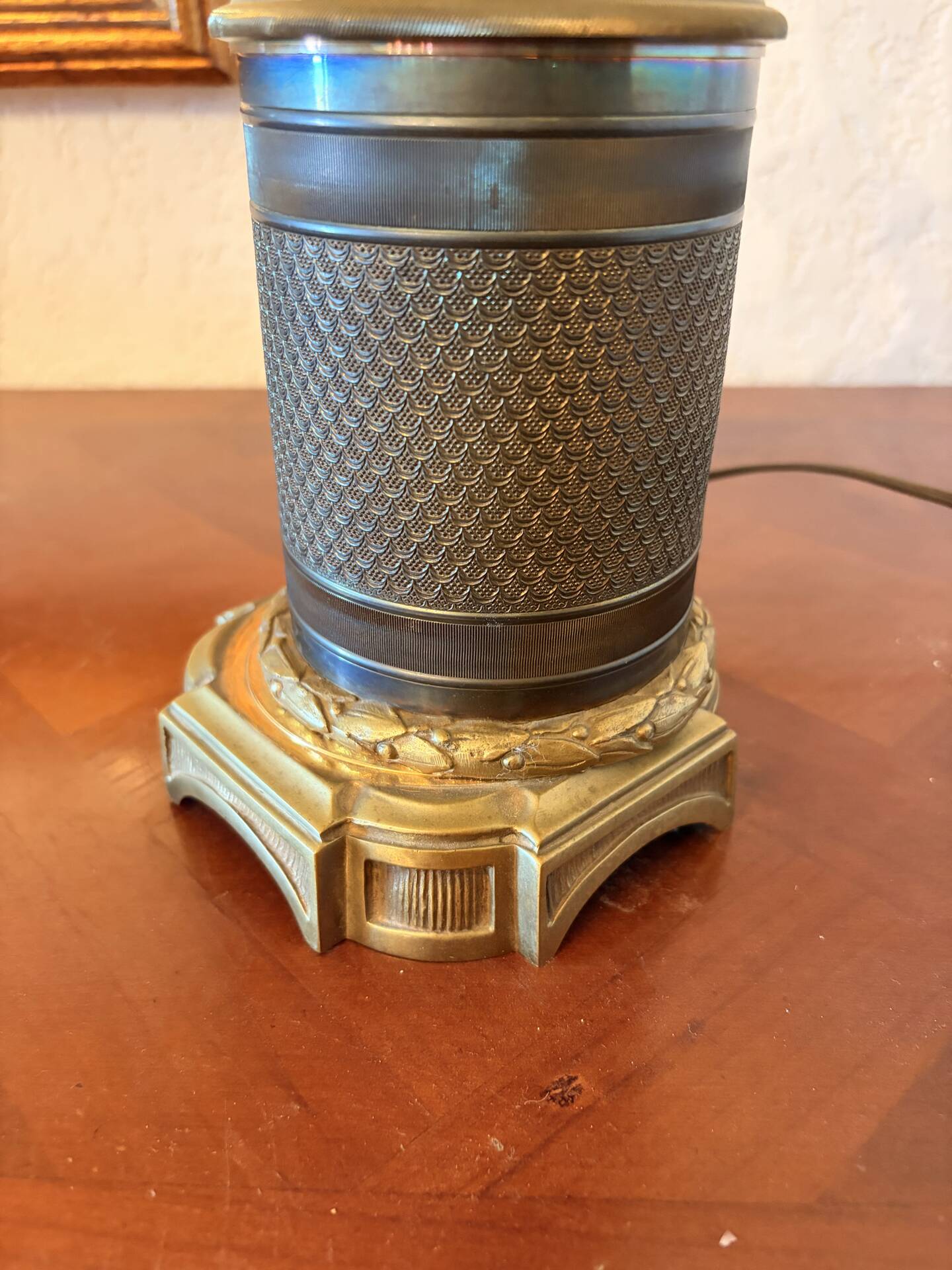 Bronze lamp base