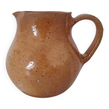 Stoneware jug from the 1970s.