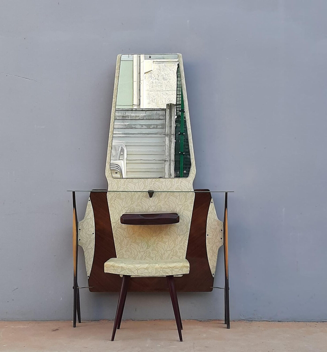 Dressing table or vintage entrance furniture with its 1960s seat