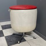 Coffre à linge / tabouret rond en skaï années 1960