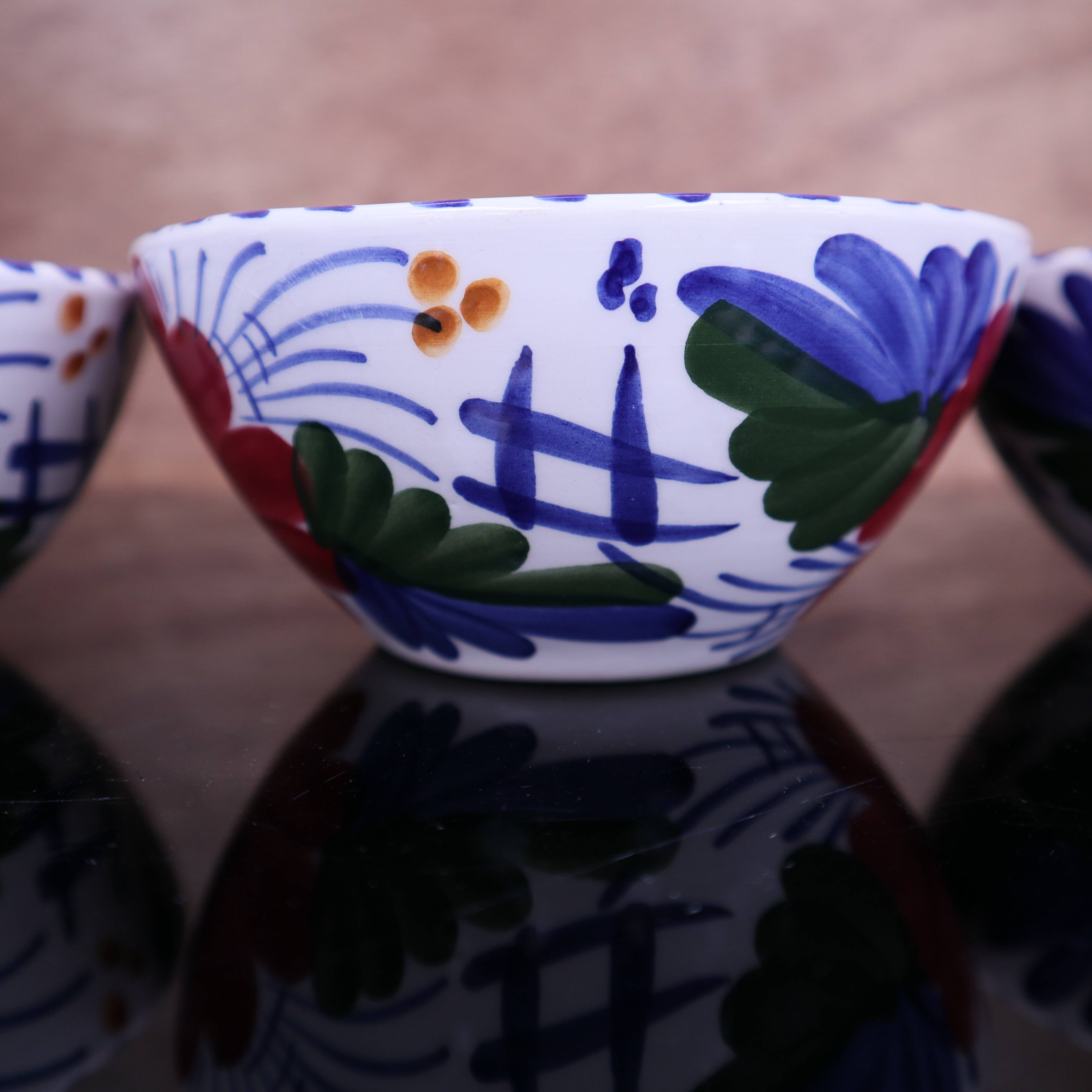 4 Pretty vintage ceramic bowls hand-painted