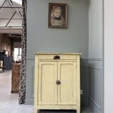 Yellow butter Parisian buffet