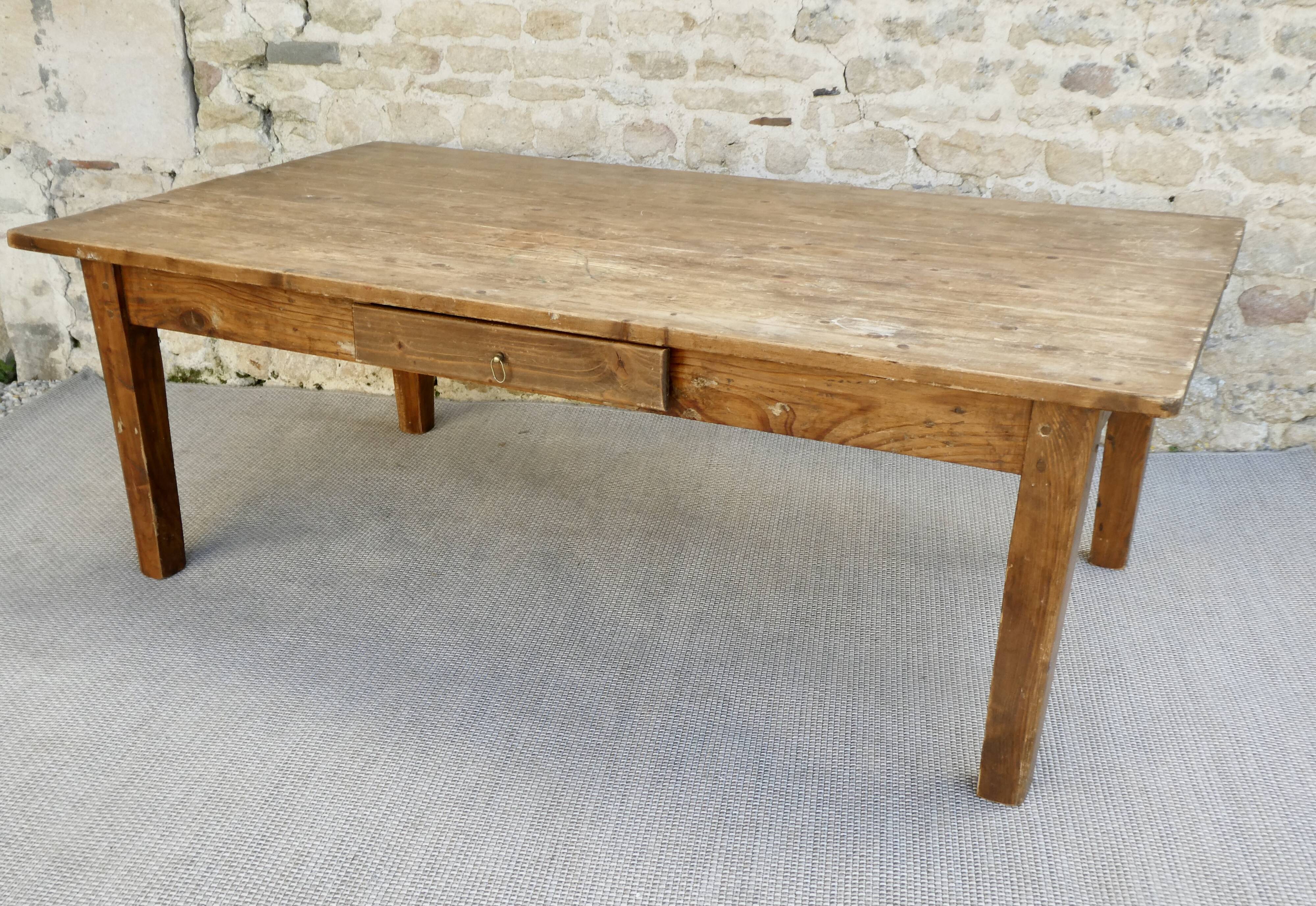 Solid wood coffee table 140 cm