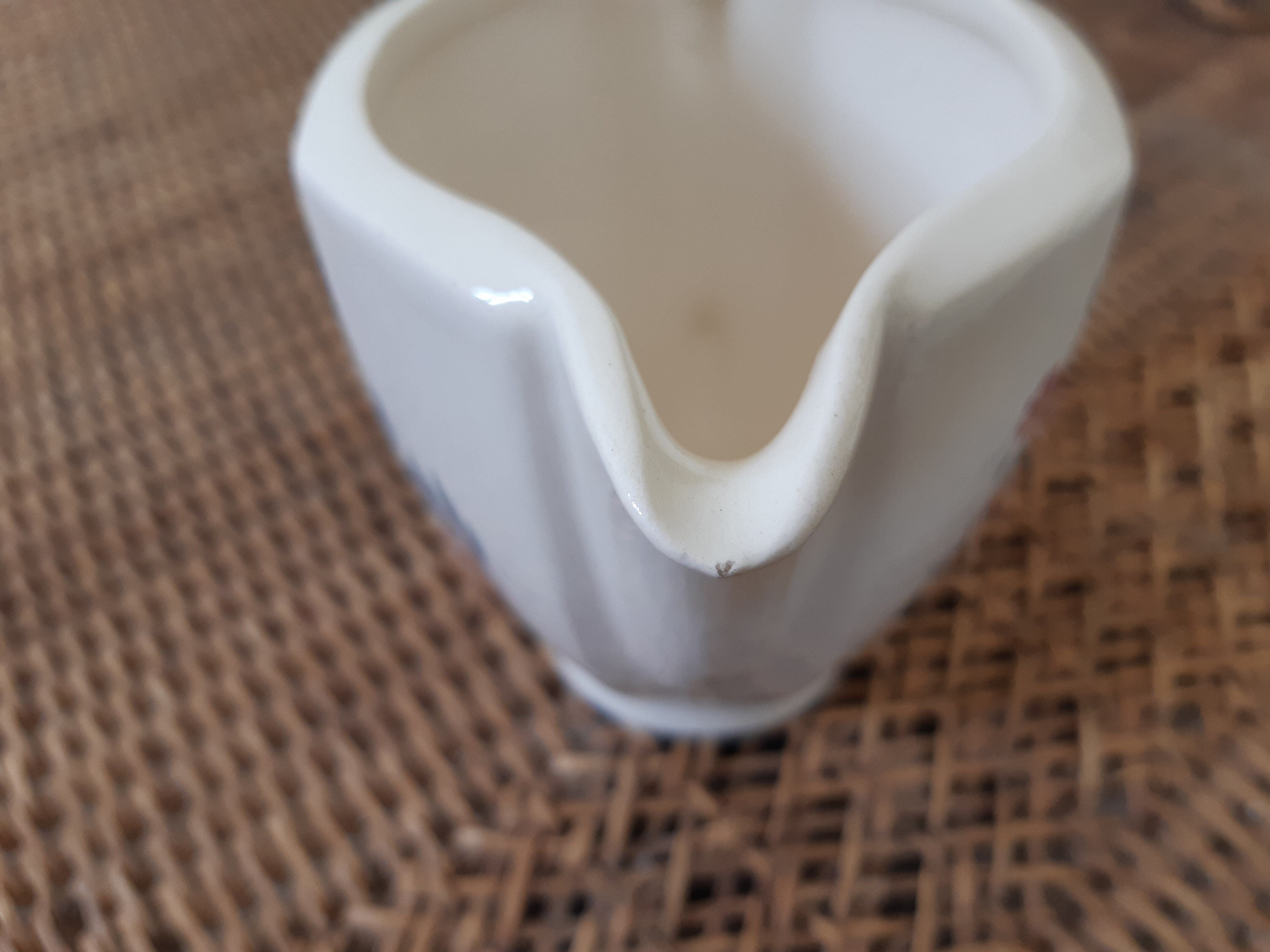 Badonviller milk pot