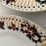 Lot of 9 colorful flat plates Orchies North