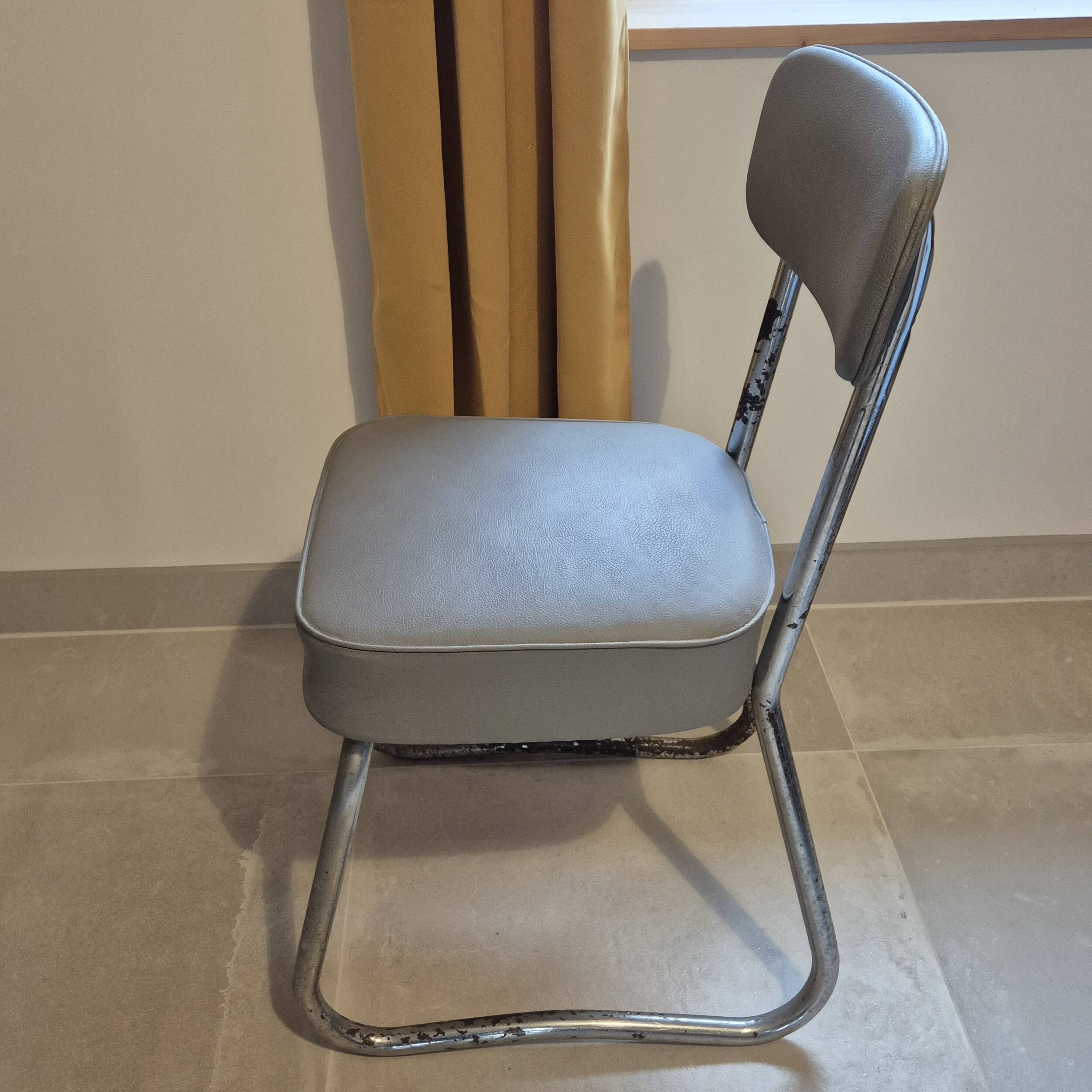 Ronéo Pullman Bauhaus style chair 1950
