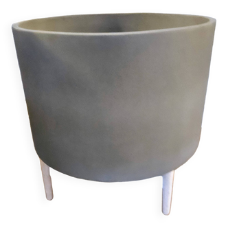 Cache-pot ampm florian gris ciment h45xd50 cm pied bois hevea