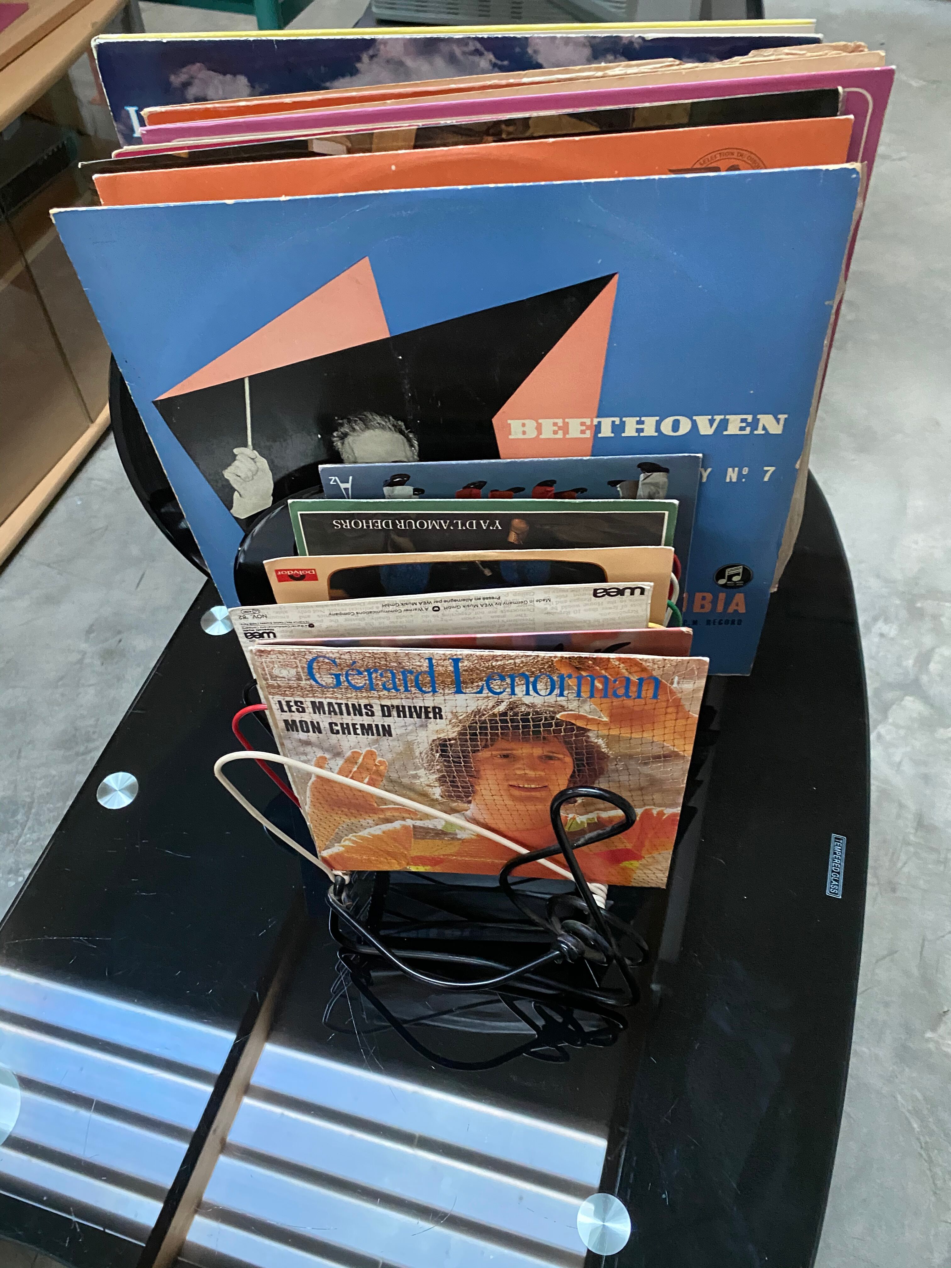 Vinyl holder