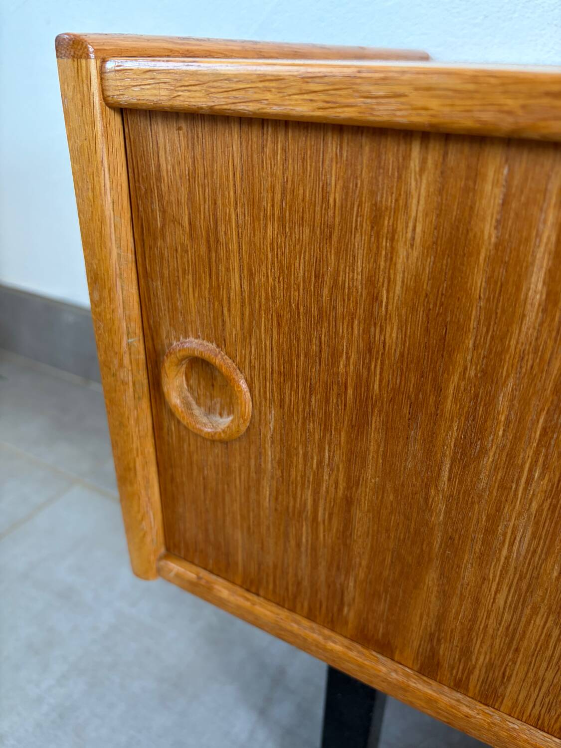 TV furniture / vintage mini sideboard