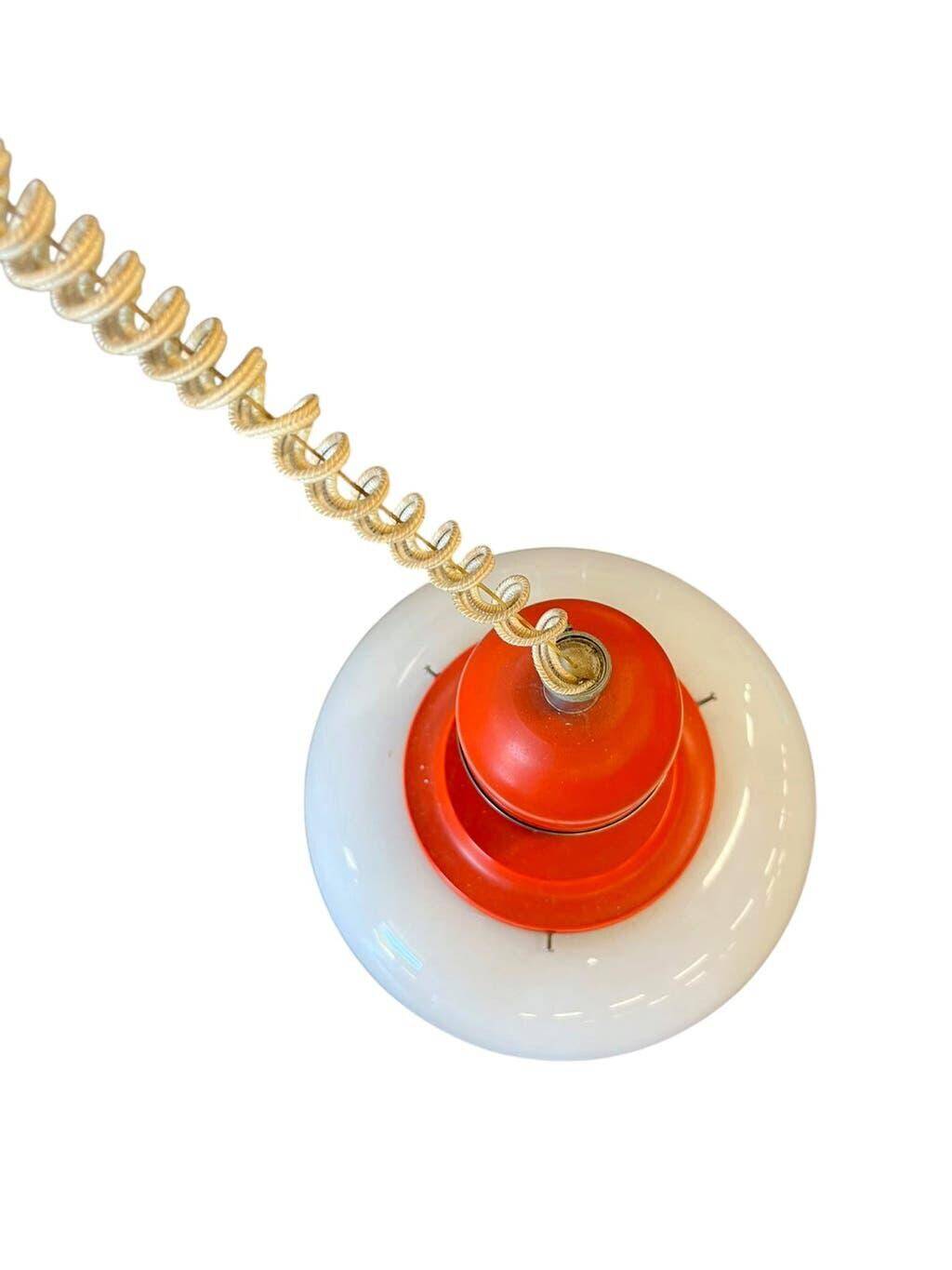 Orange vintage style spatial suspension/lustre.