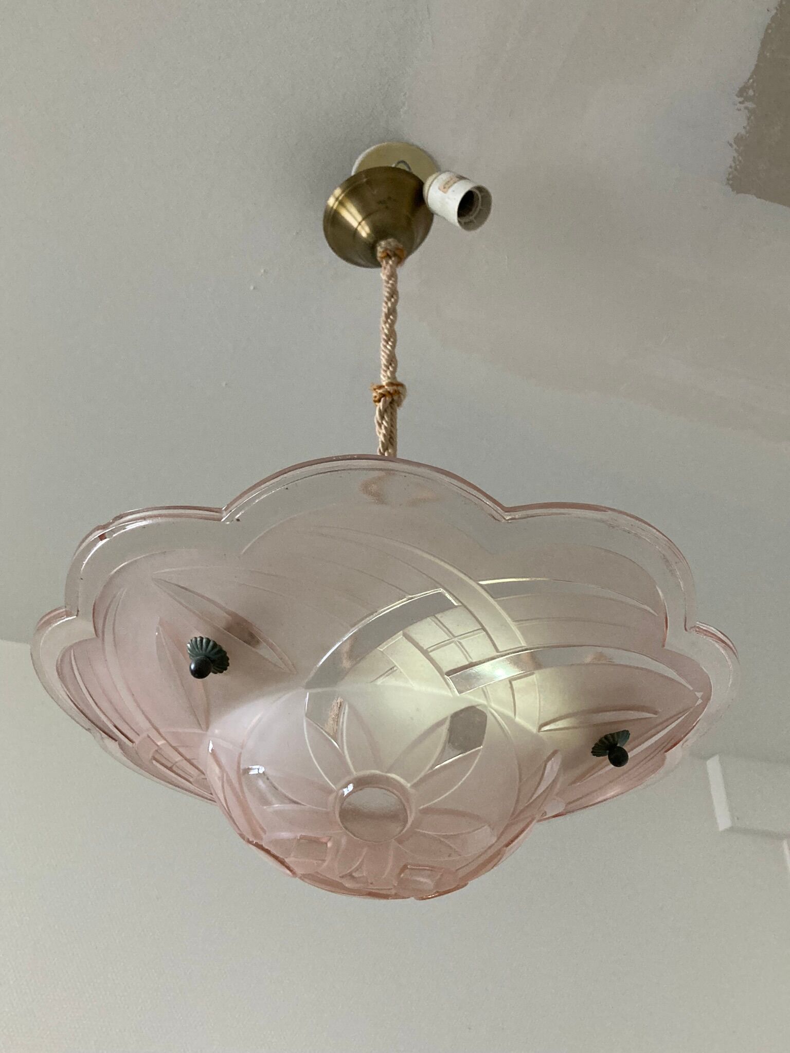 Art deco pink glass ceiling chandelier signed <Degue around 1930