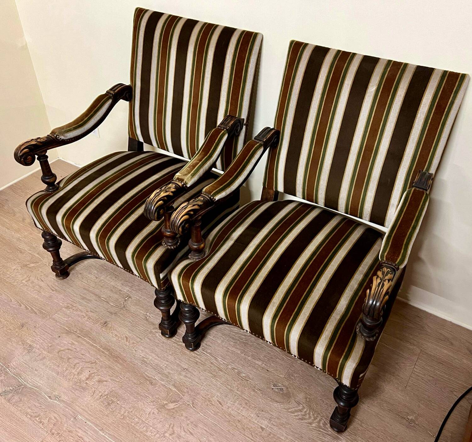 Large pair of Louis XIV style armchairs in walnut