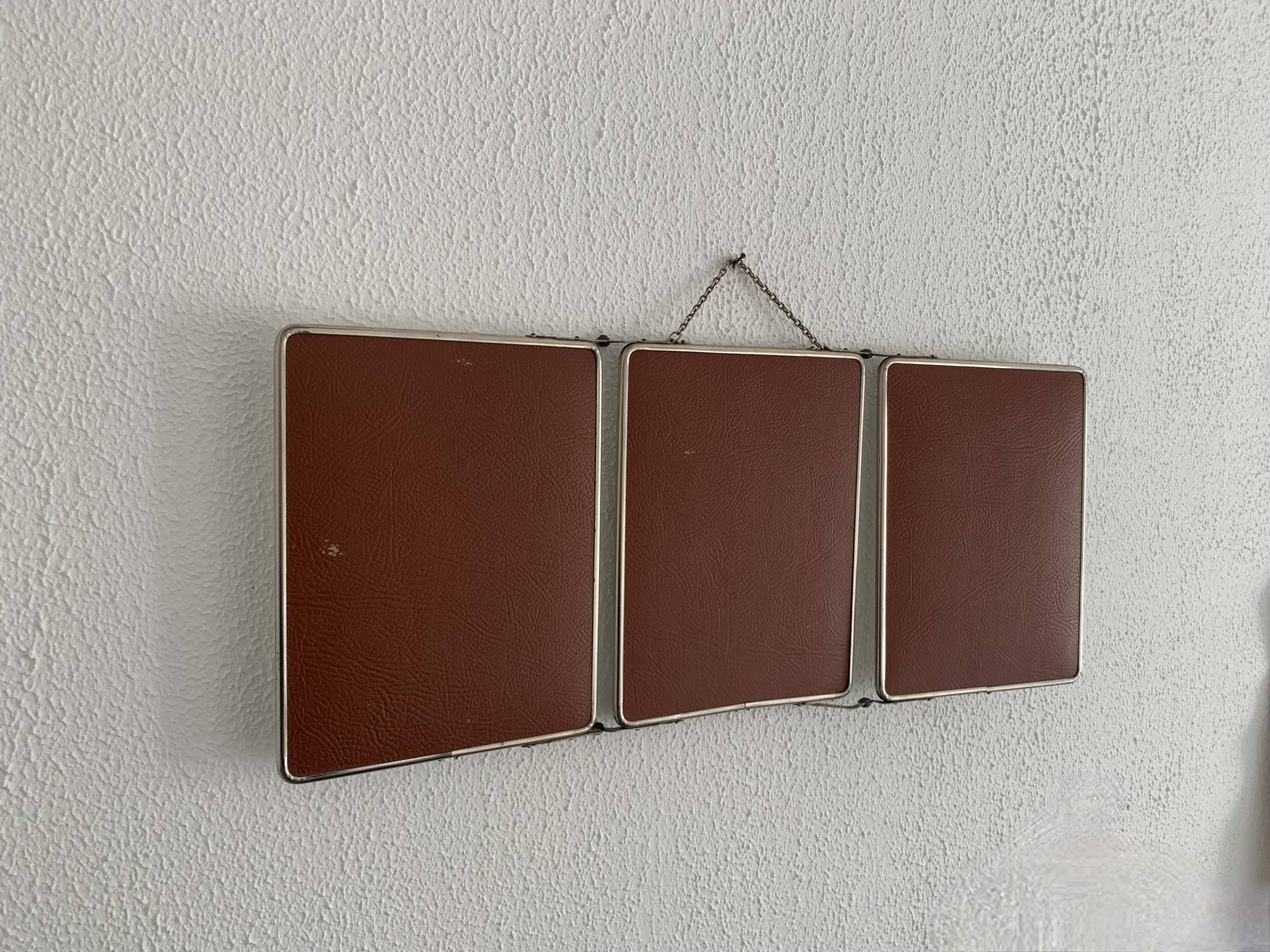 Vintage 1950s triptych barber's mirror, terracotta - 27 x 65 cm