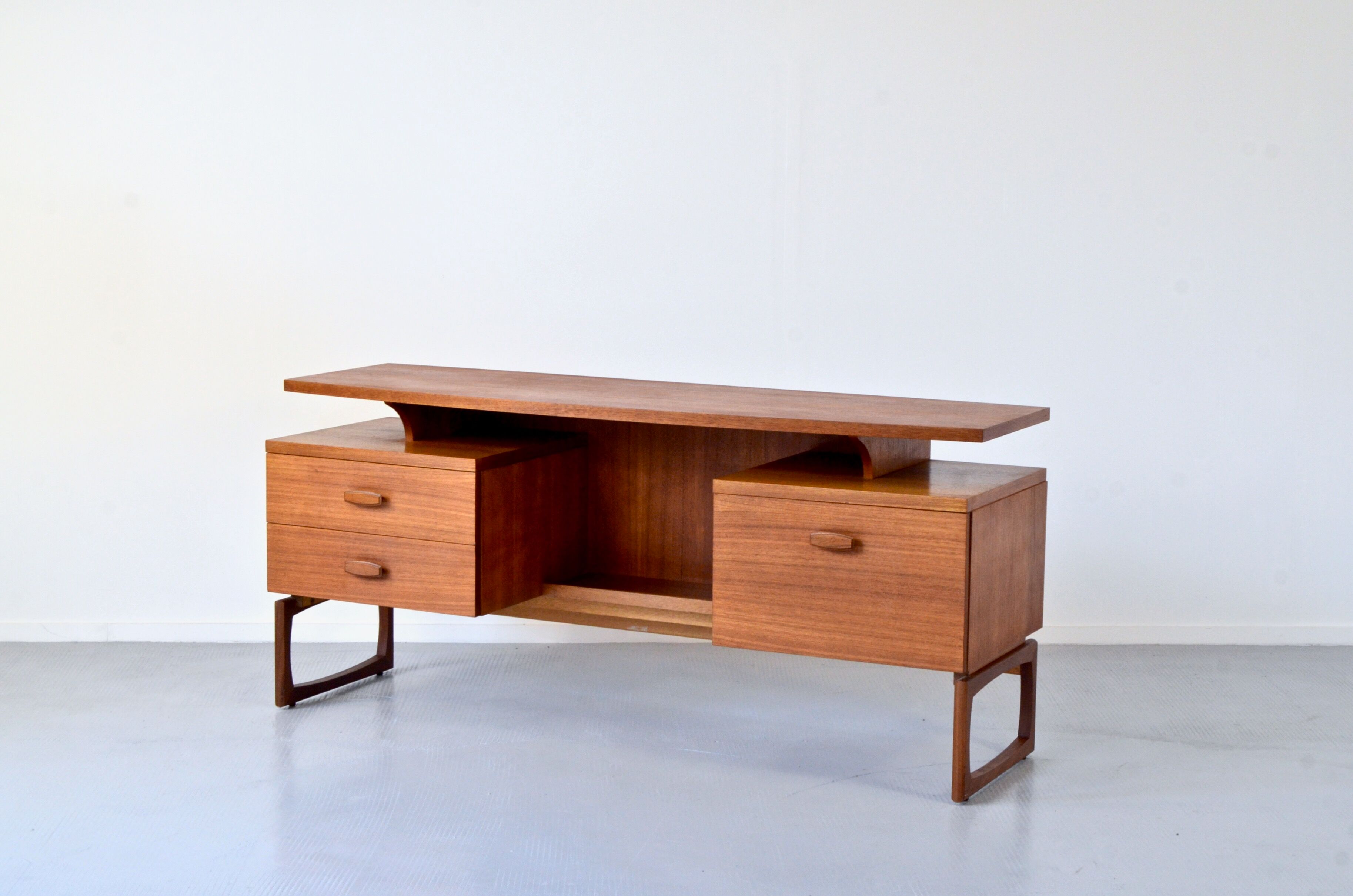G plan floating top teak desk