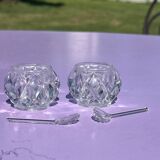 Lot - 2 pieces salt shakers with crystal spoon
