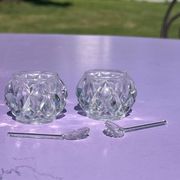 Lot - 2 pièces salerons avec cuillère en cristal