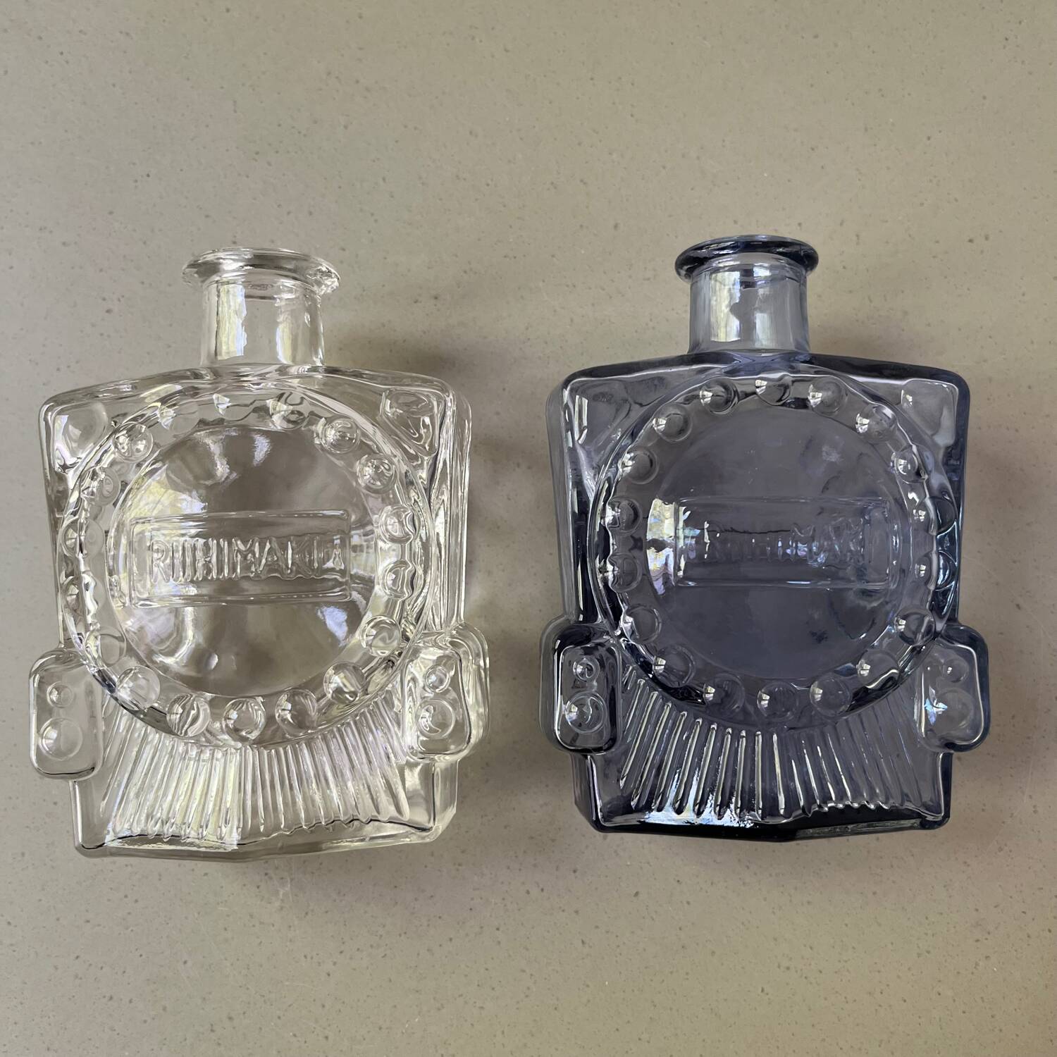 2 vases, Erkkitapio Siiroinen x Riihimäki, Finland, 1970s
