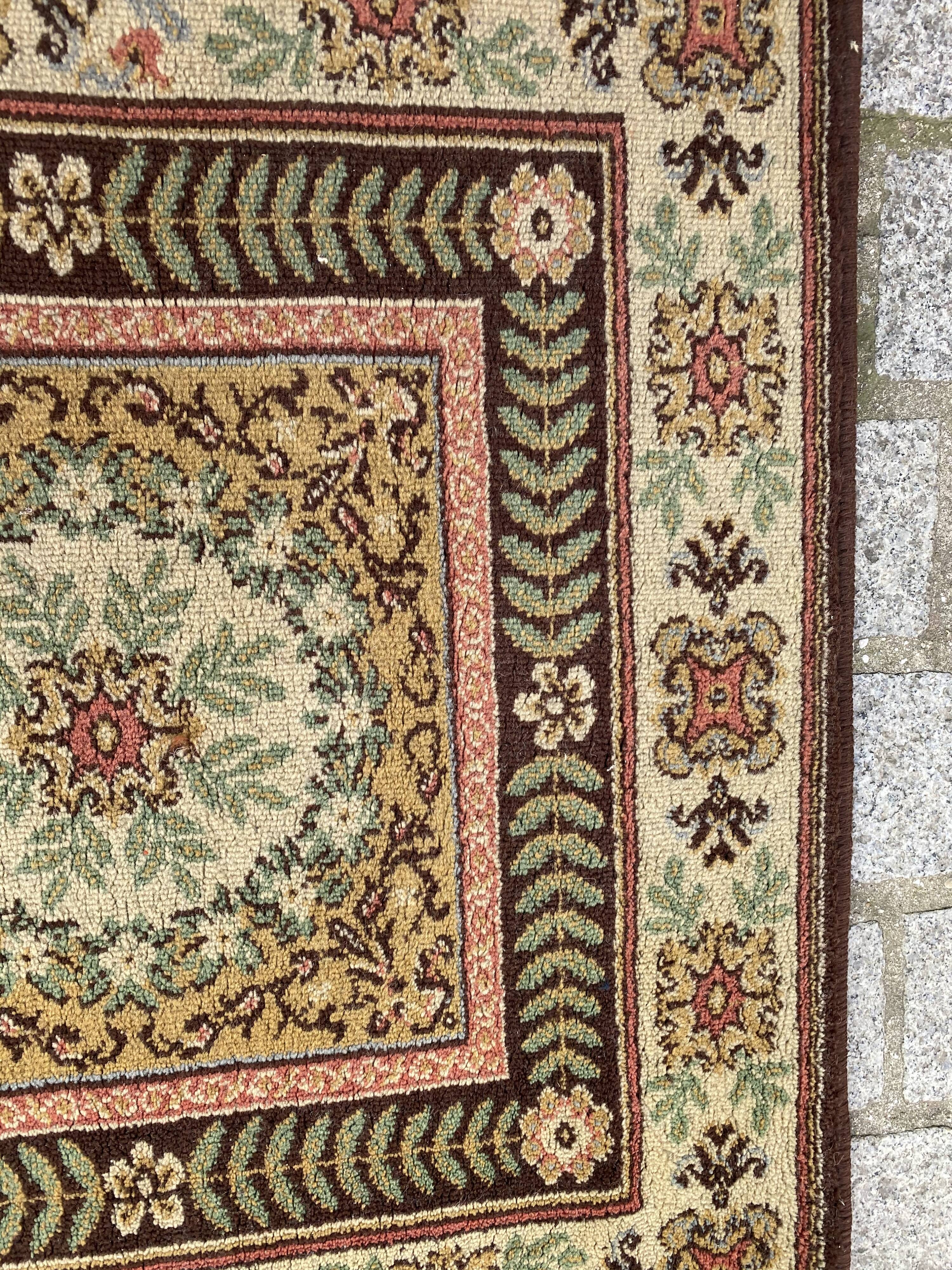 Soapy or aubusson style carpet 70x140 cm