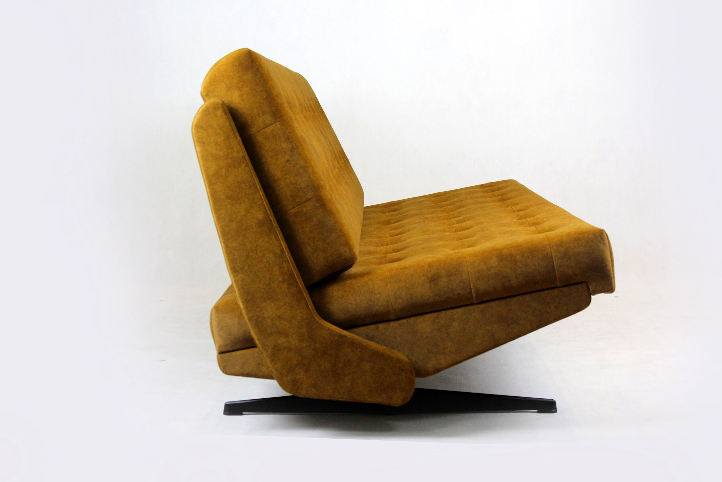 Restored Space Age Convertible Sofa, 1970s