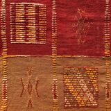 Tapis vintage rouge jaune tazenakht