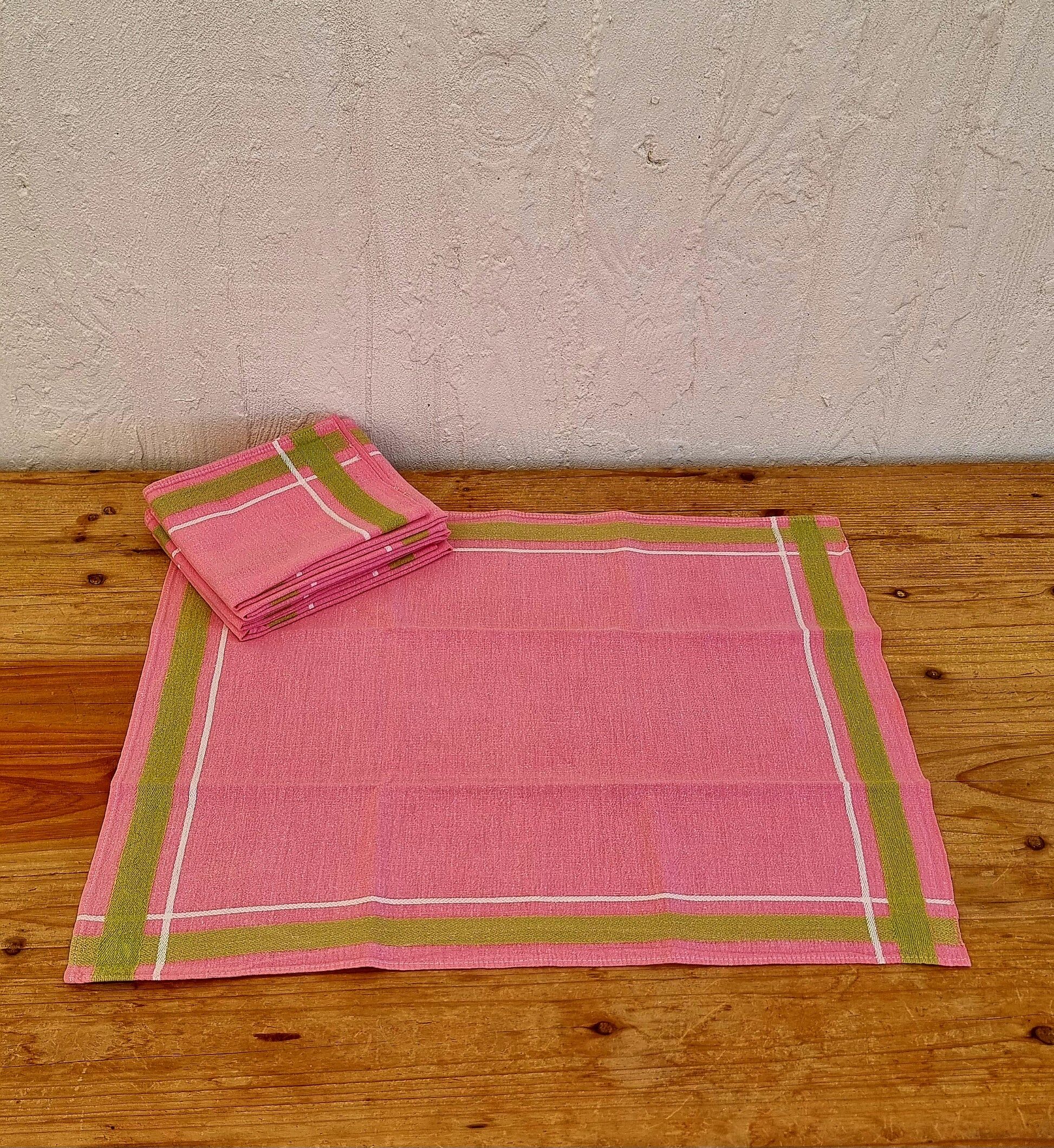Set of 5 vintage cotton table napkins in pink and green.