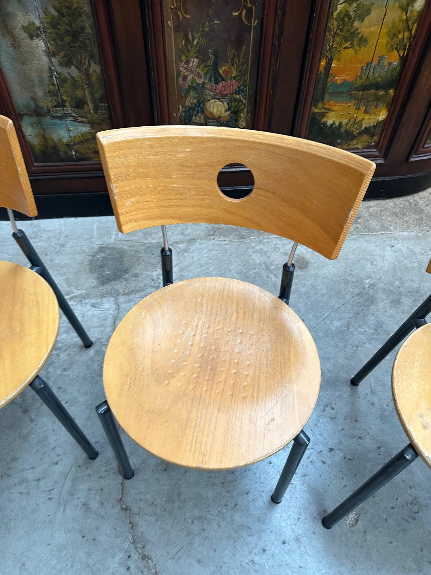 Suite de 6 chaises Années 80