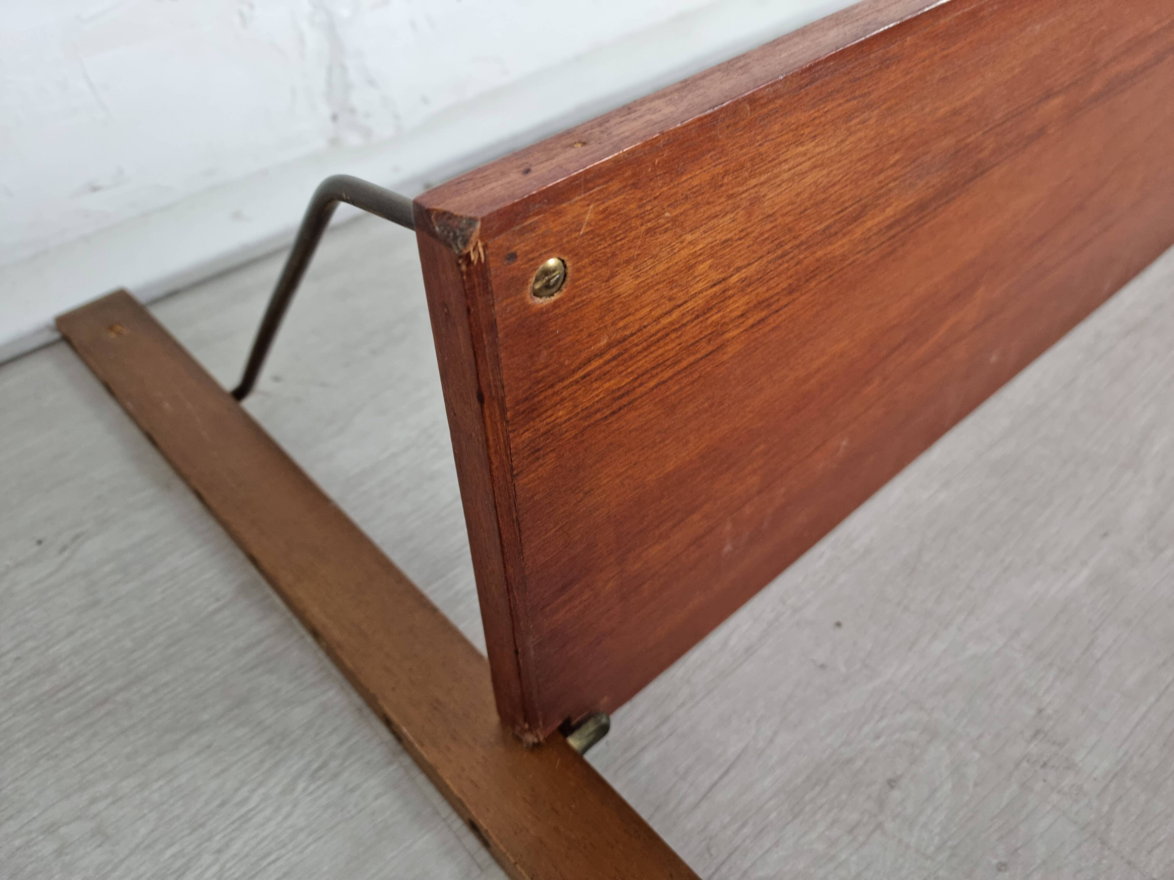 Wall shelf Royal cadovius poul system