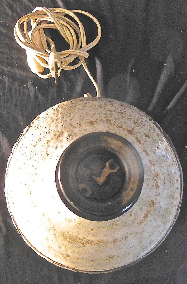 Pied de lampe en ceramique émaillée signée vieux moulin vallauris