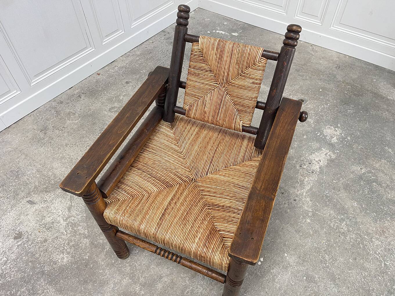 Fauteuil paillé 1950 dlg Dudouyt