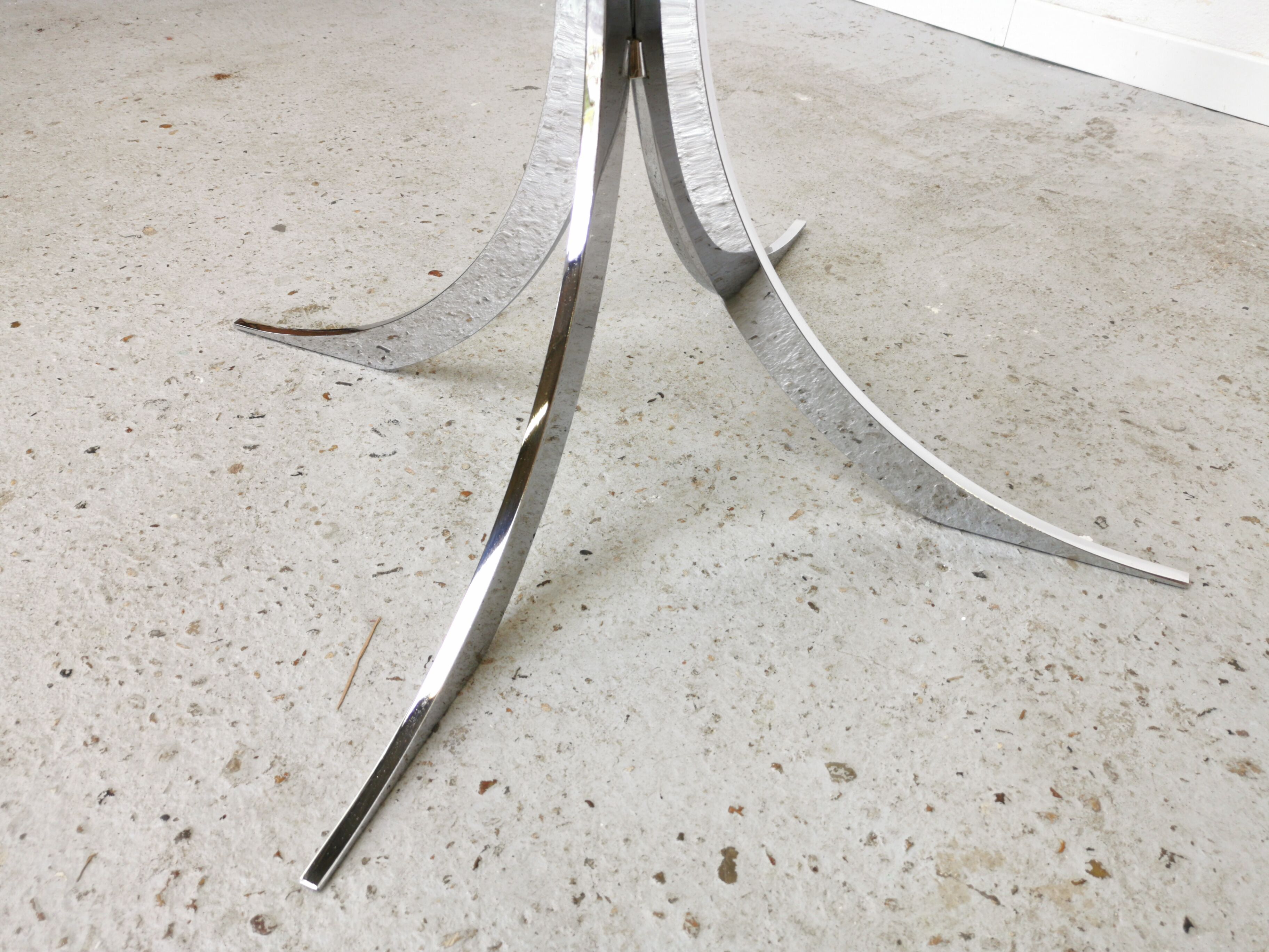 Table vintage verre et chrome 1970