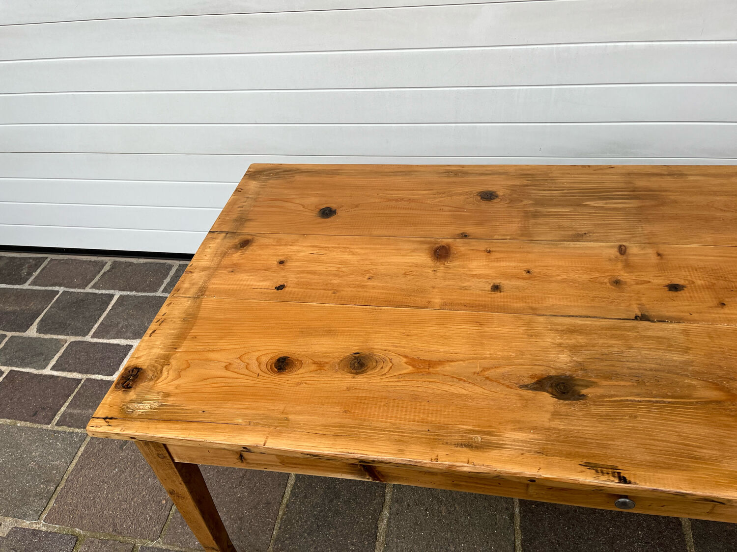 Farmhouse table