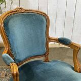 Louis XV style cabriolet armchair in beech wood
