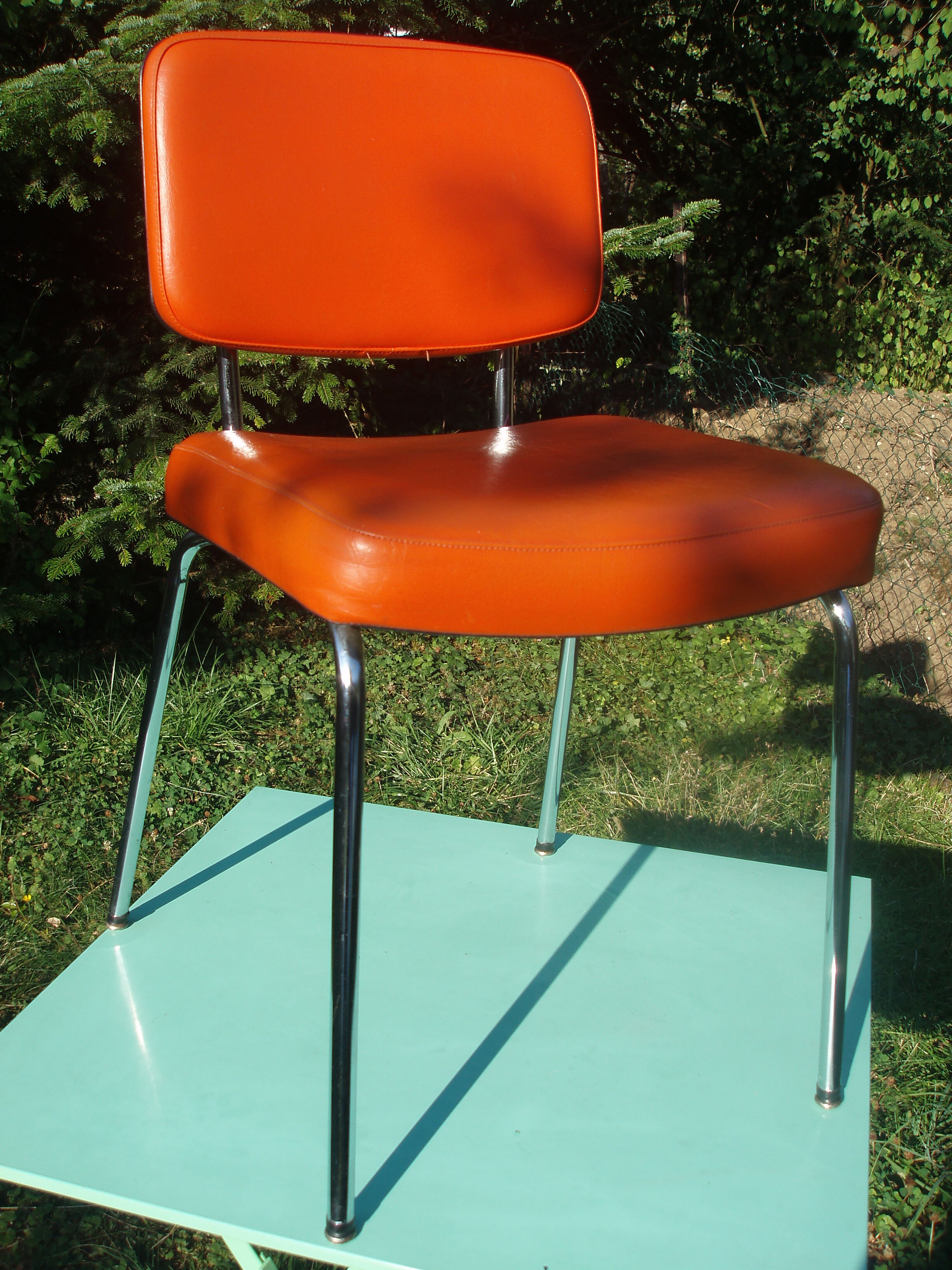 Set of 8 chairs